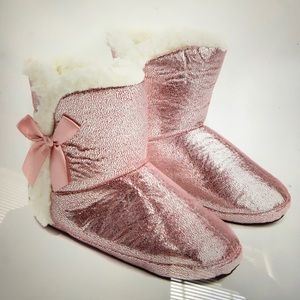 Concierge collection metallic slippers Closing